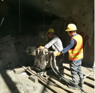 桥头镇水下抗分散灌浆料特点 水下不分散注浆料介绍